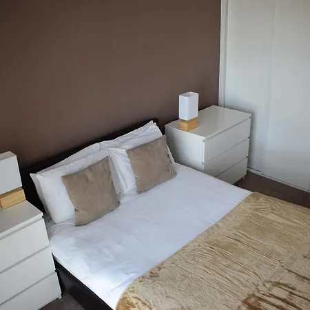 K A Service Leeds Apartment